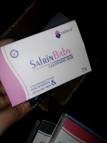 SAFRiN BABY Cleansing Bar Neutral pH Soap 75gm photo review