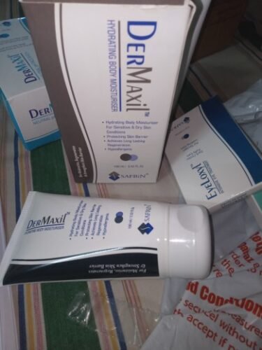 DERMAXIL Hydrating Moisturiser 150ml photo review